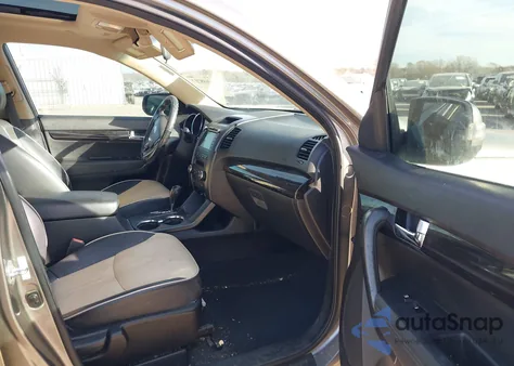 2011 Kia Sorento Ex V6 z USA, uszkodzony, nr VIN 5XYKU4A23BG022818